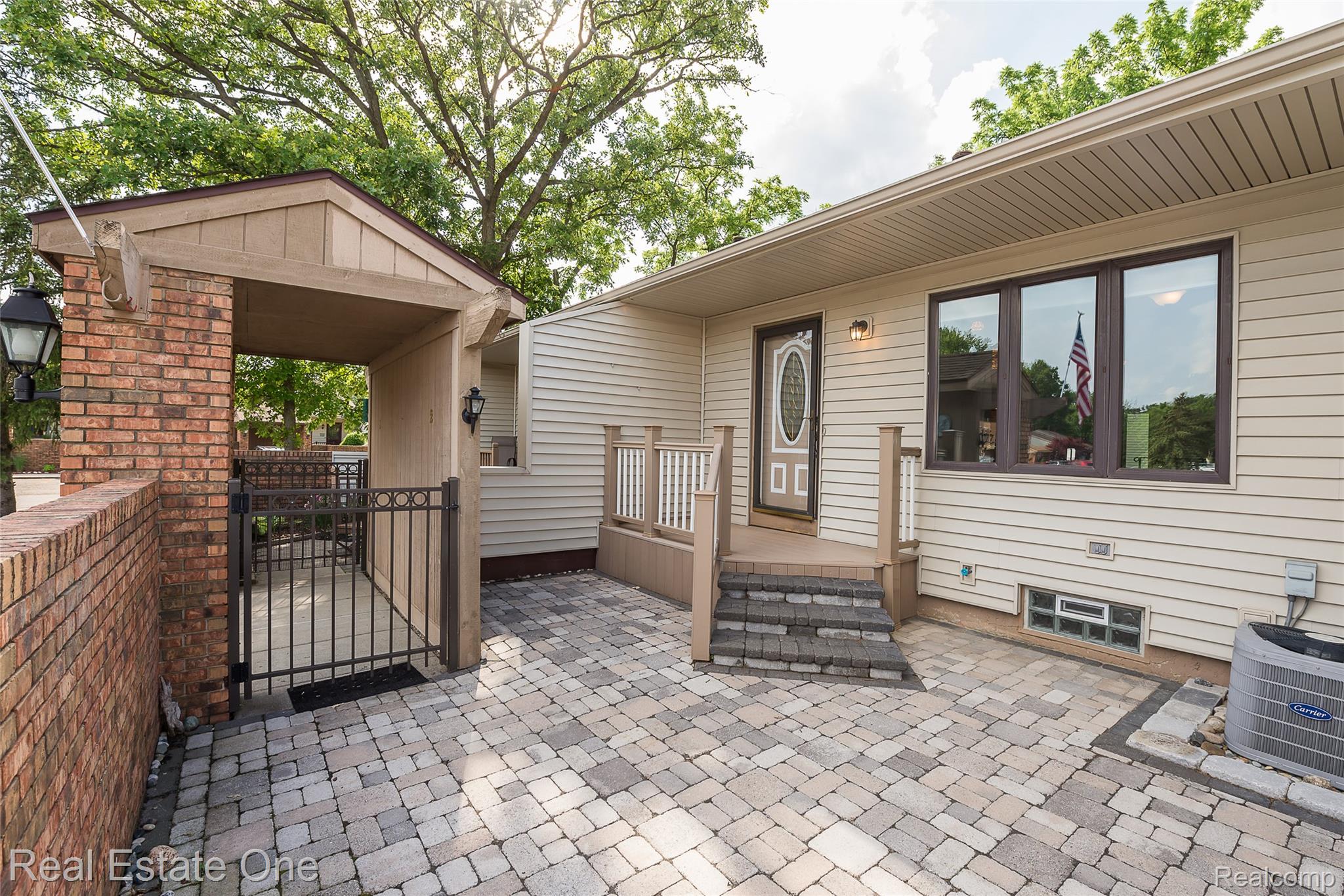 62292 Yorktown Drive 2