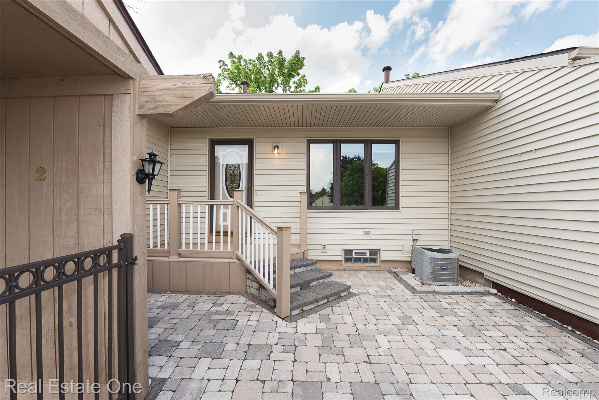 62292 Yorktown Drive 2