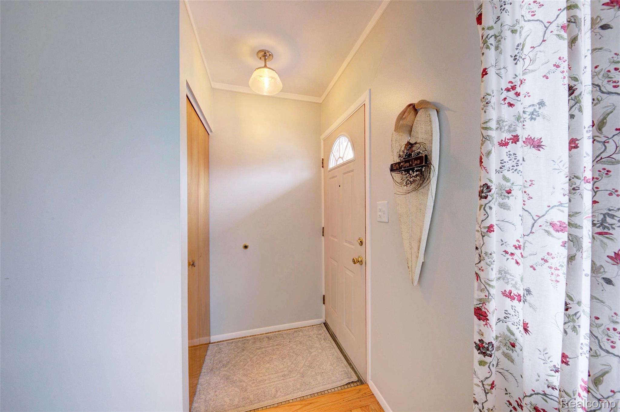 31906 Cambridge Street