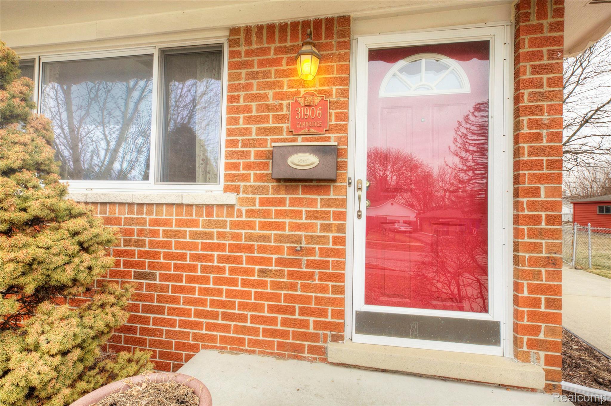 31906 Cambridge Street
