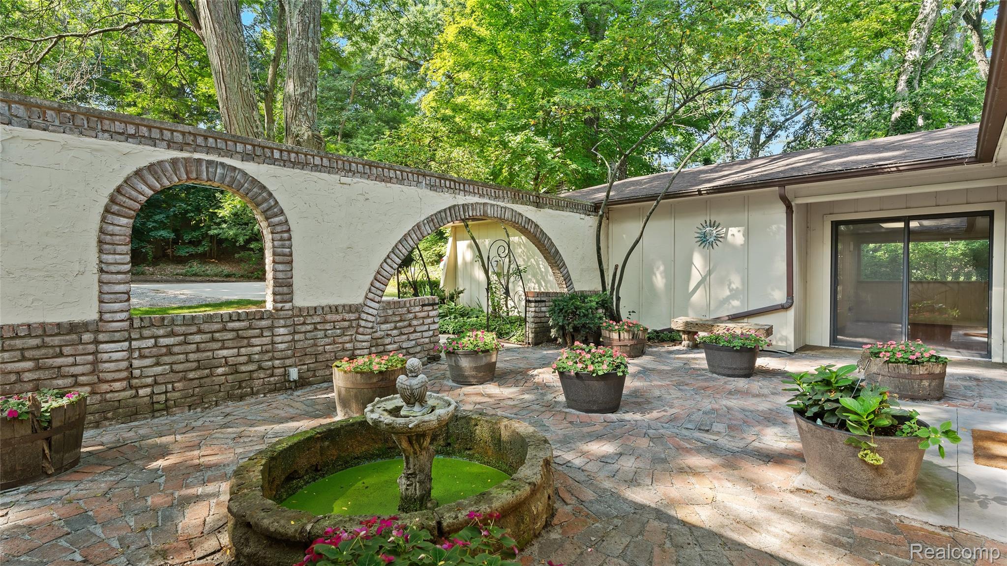 5821 Community Drive
