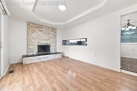Tiny photo for 618 N Inkster Road, Dearborn Heights City, MI 48127 (MLS # 20261069256)