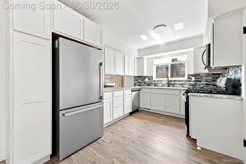 Tiny photo for 618 N Inkster Road, Dearborn Heights City, MI 48127 (MLS # 20261069256)