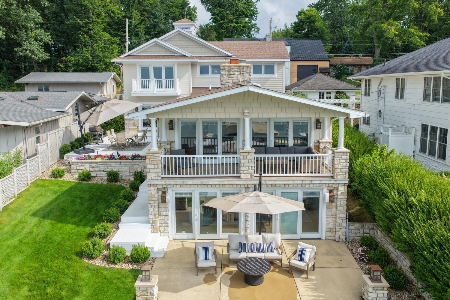 21953 Howell Drive
