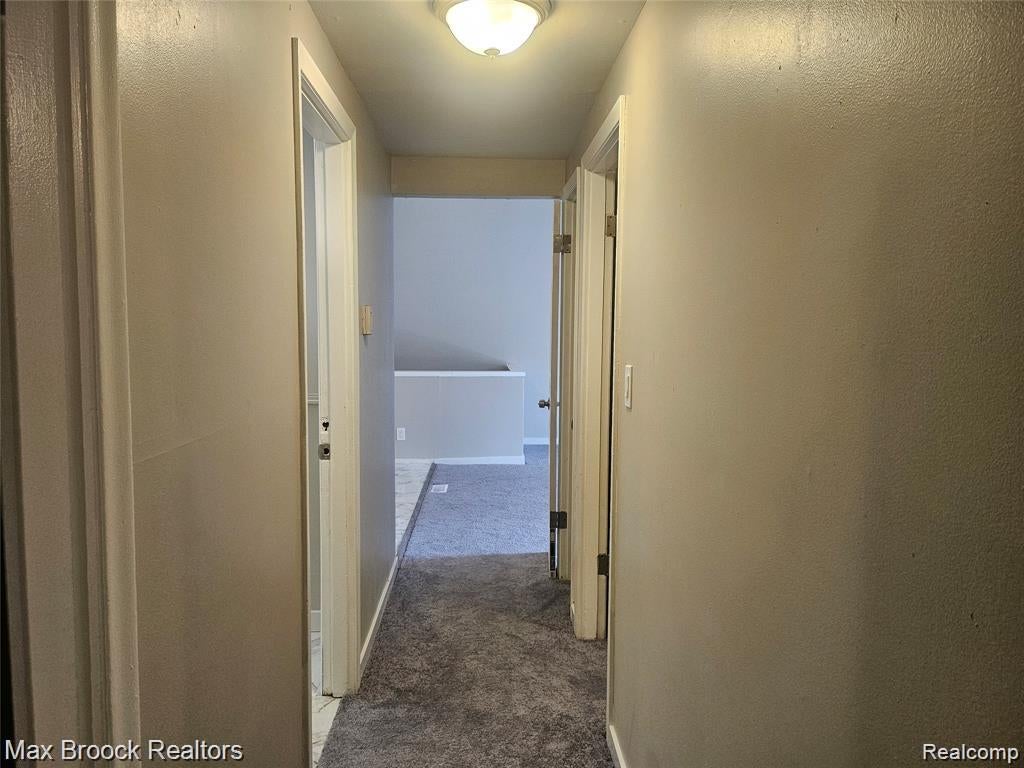 6168 Magnolia