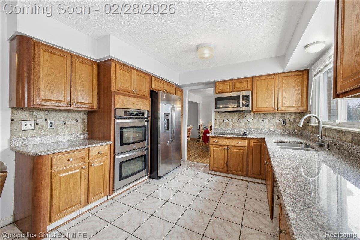 22448 Hallcroft Trail