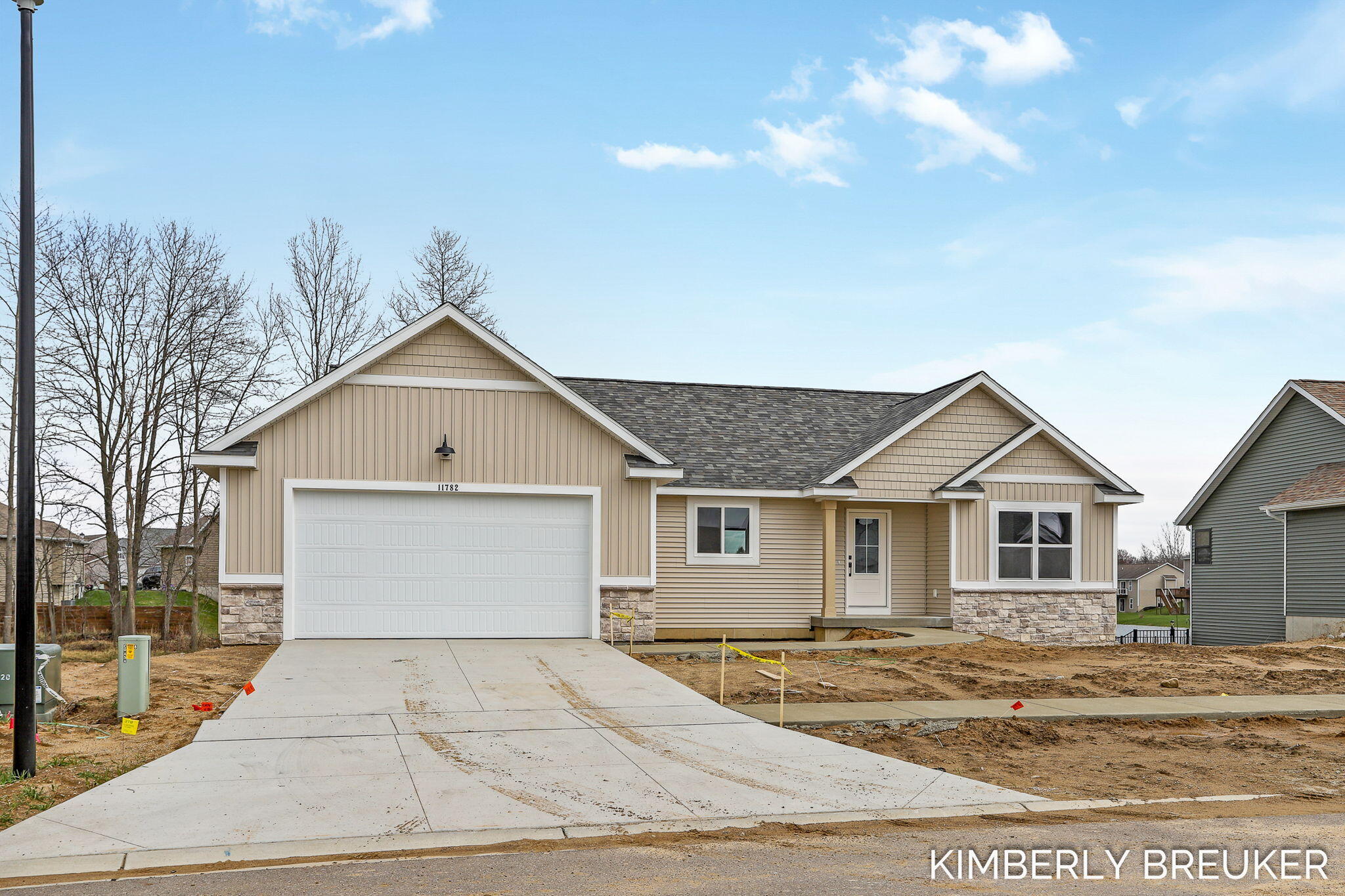 11782 Everett Avenue