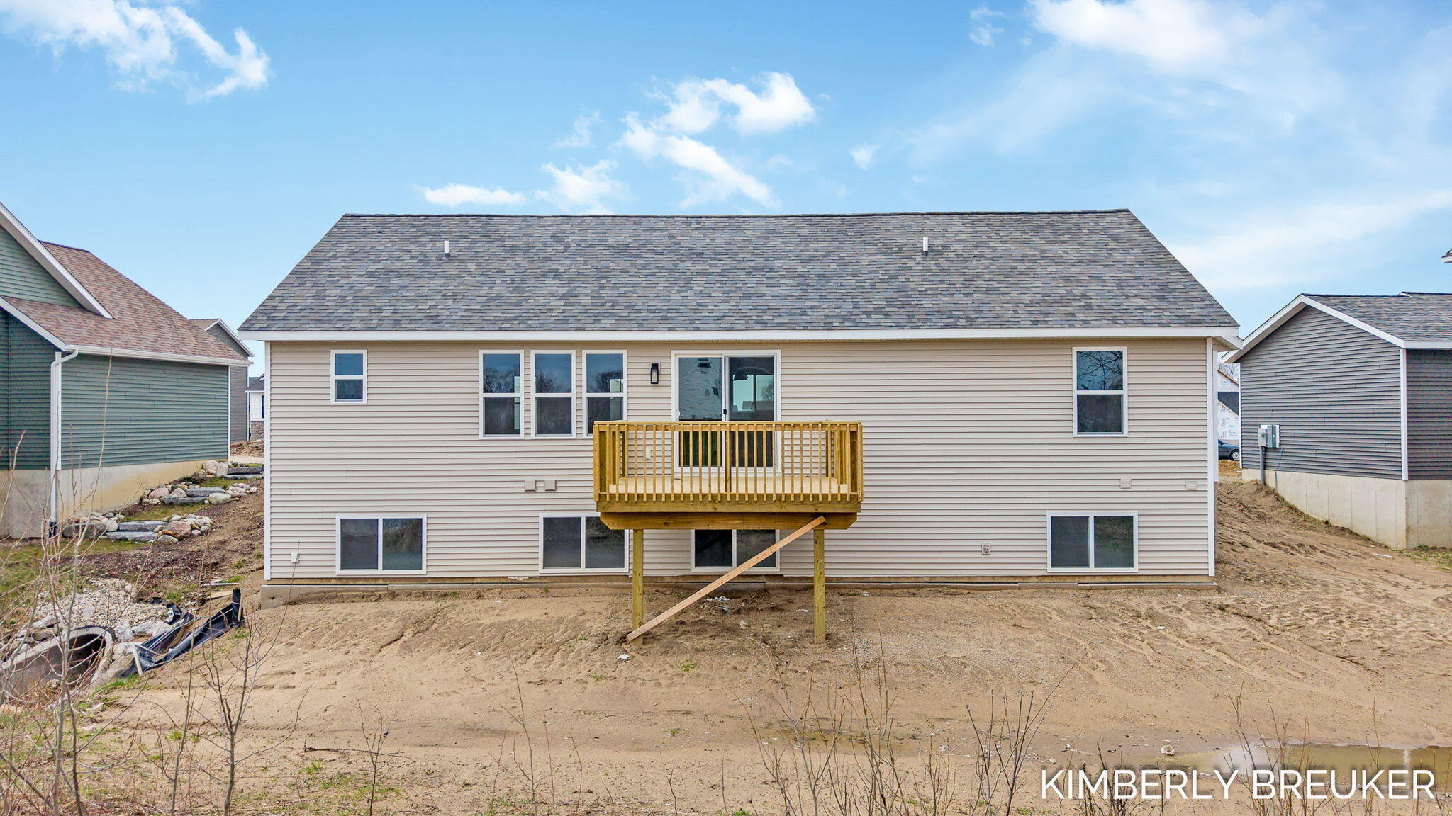 11782 Everett Avenue