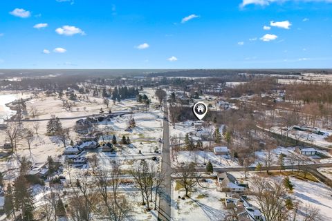 Tiny photo for 1940 Steamburg Road, Hillsdale Township, MI 49242 (MLS # 53025062428)