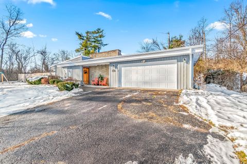 Tiny photo for 1940 Steamburg Road, Hillsdale Township, MI 49242 (MLS # 53025062428)