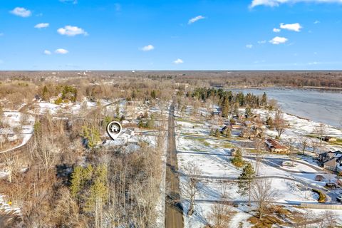Tiny photo for 1940 Steamburg Road, Hillsdale Township, MI 49242 (MLS # 53025062428)