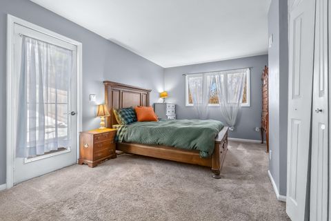 Tiny photo for 1940 Steamburg Road, Hillsdale Township, MI 49242 (MLS # 53025062428)