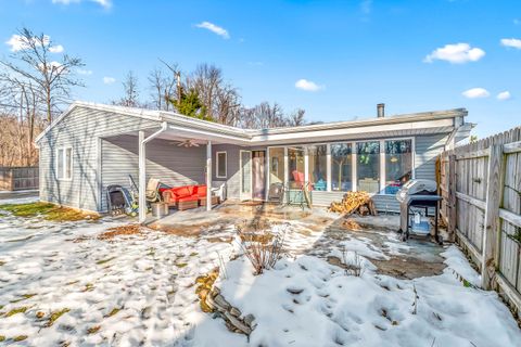 Tiny photo for 1940 Steamburg Road, Hillsdale Township, MI 49242 (MLS # 53025062428)