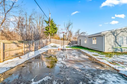 Tiny photo for 1940 Steamburg Road, Hillsdale Township, MI 49242 (MLS # 53025062428)