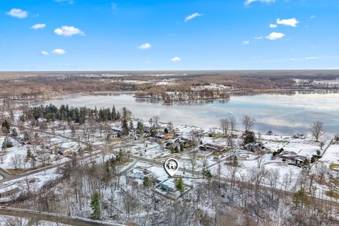 Tiny photo for 1940 Steamburg Road, Hillsdale Township, MI 49242 (MLS # 53025062428)