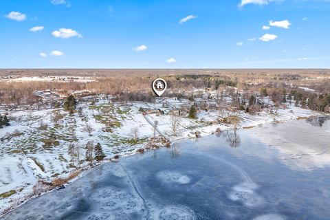 Tiny photo for 1940 Steamburg Road, Hillsdale Township, MI 49242 (MLS # 53025062428)