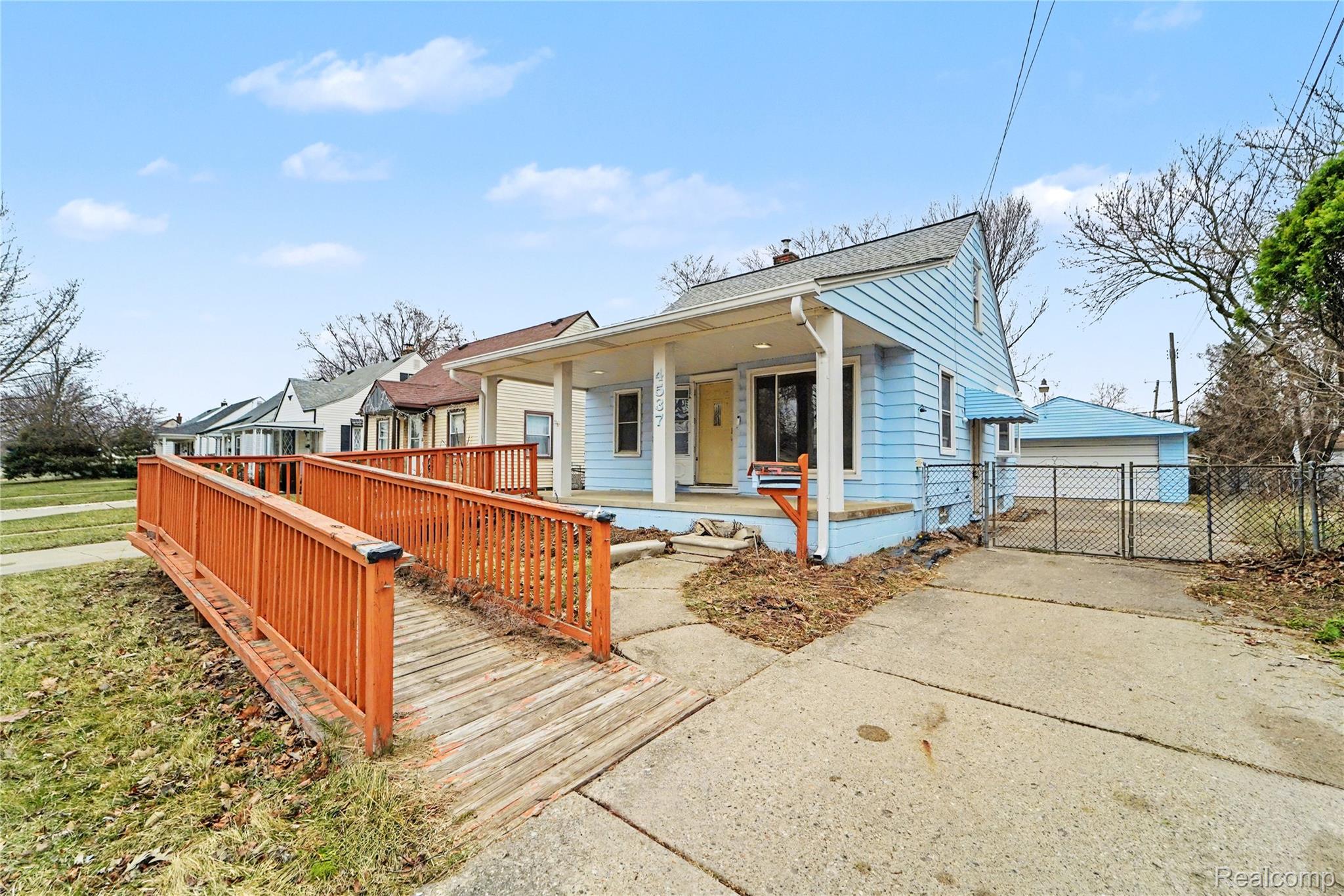 4537 Winifred Street