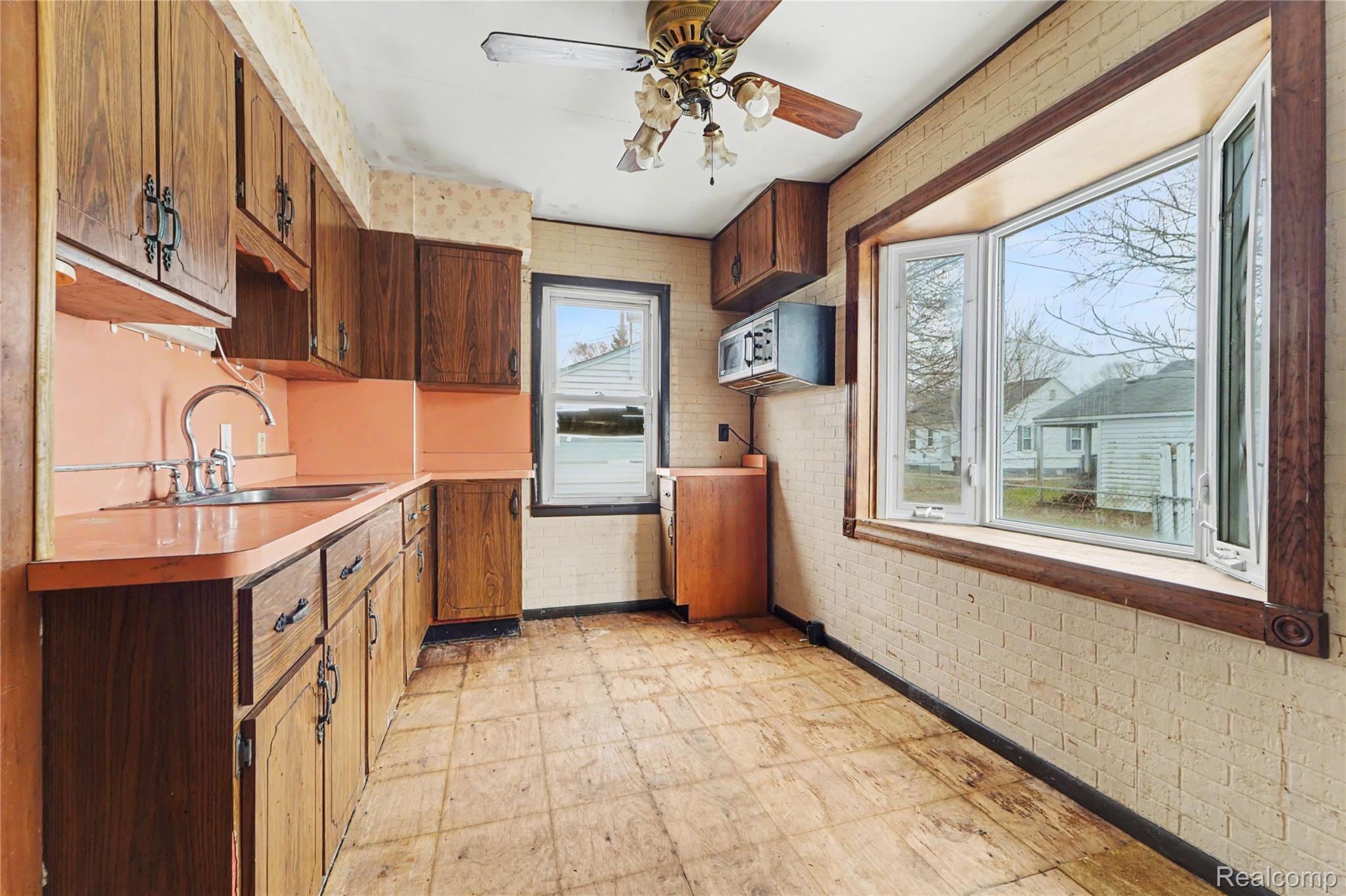 4537 Winifred Street