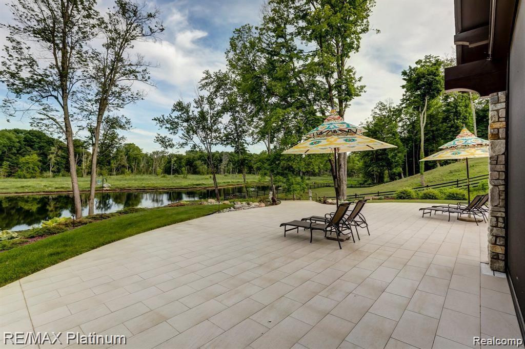 Howell, Michigan, 48843, United States, 5 Bedrooms Bedrooms, ,6 BathroomsBathrooms,Residential,Active,2027301