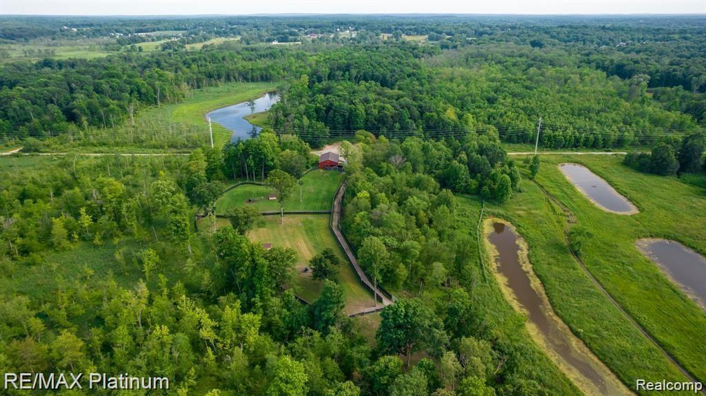 Howell, Michigan, 48843, United States, 5 Bedrooms Bedrooms, ,6 BathroomsBathrooms,Residential,Active,2027301