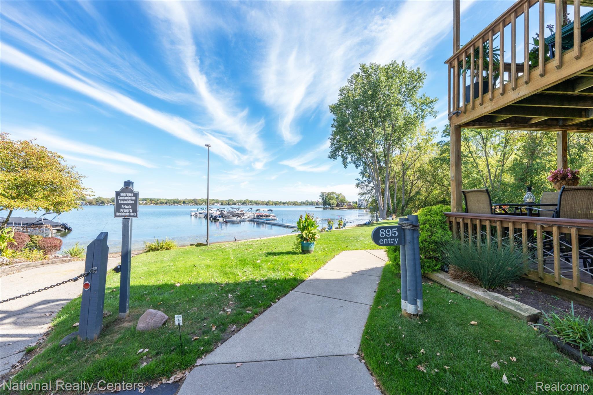 895 S Pontiac Trail C203