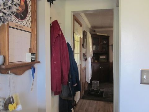 listing image 44