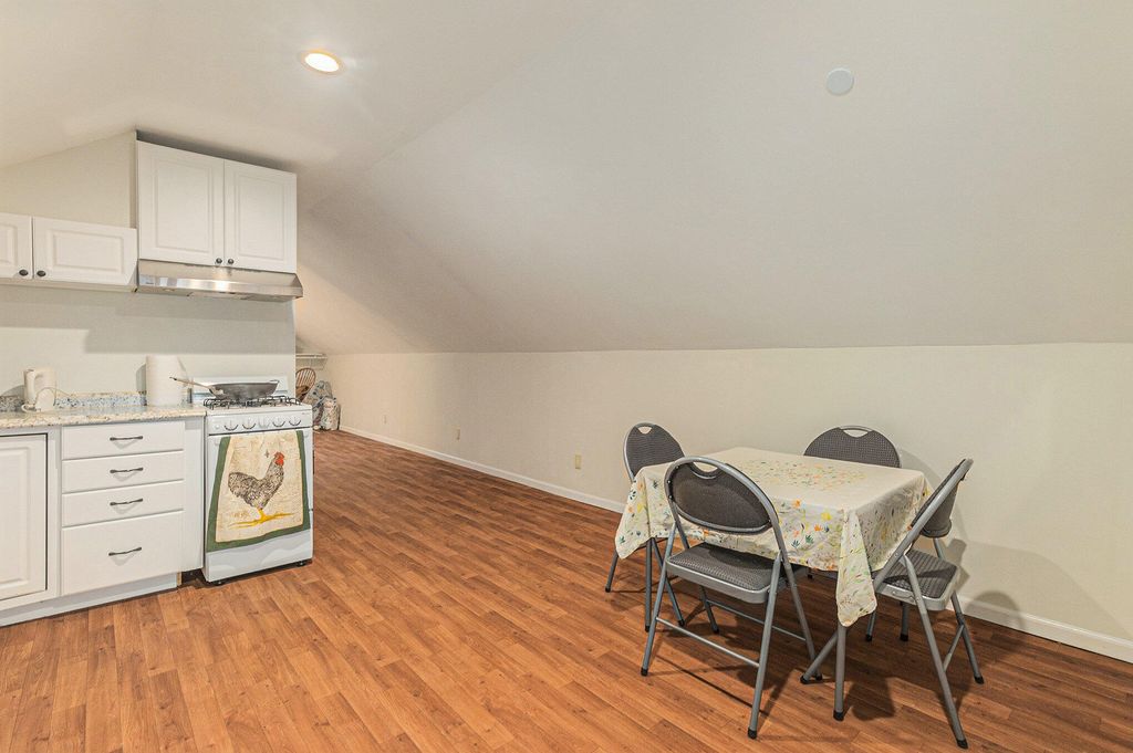 listing image 65