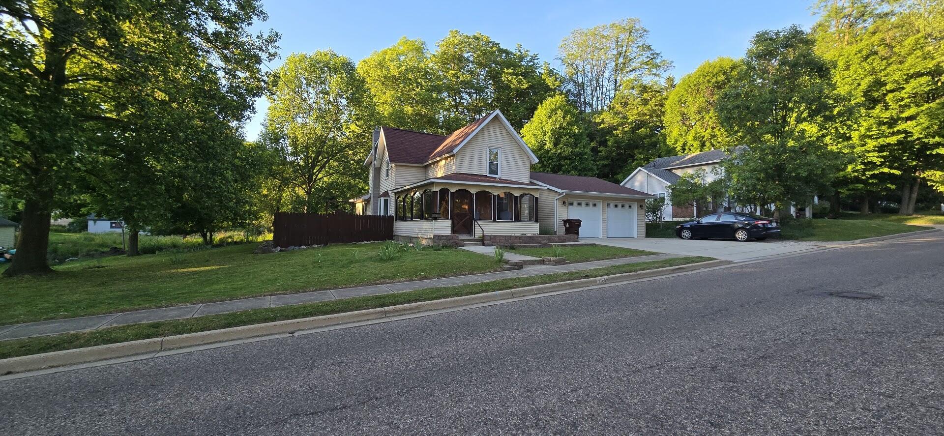 211 Forest Street