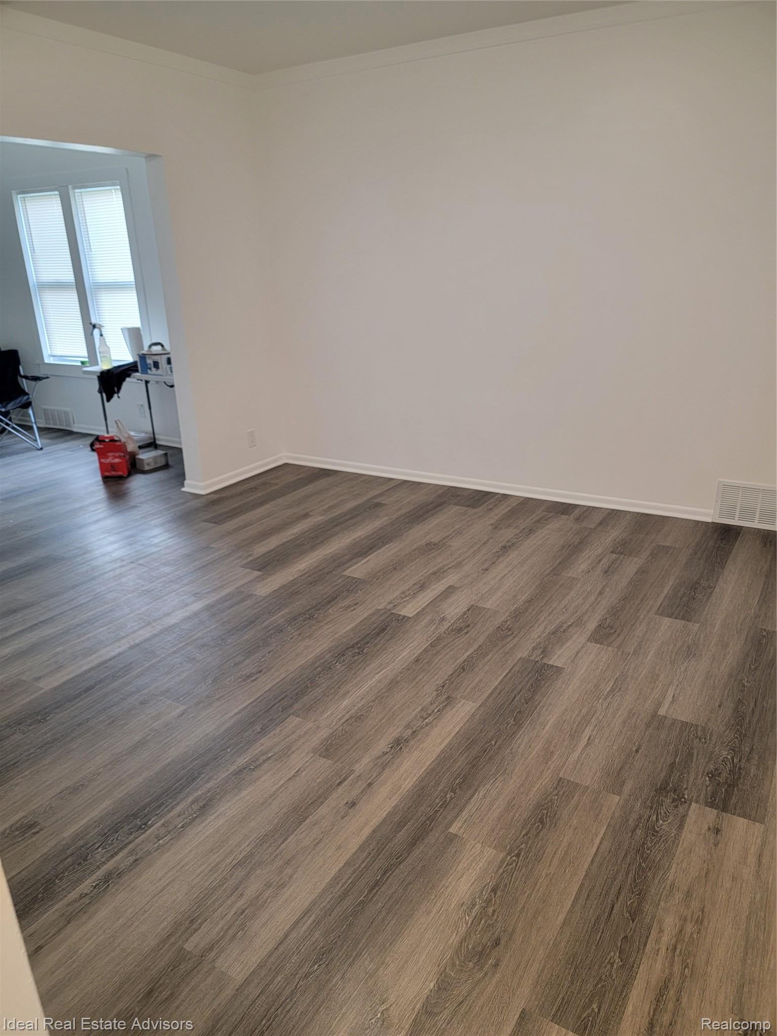 43 W Charlotte Street 1