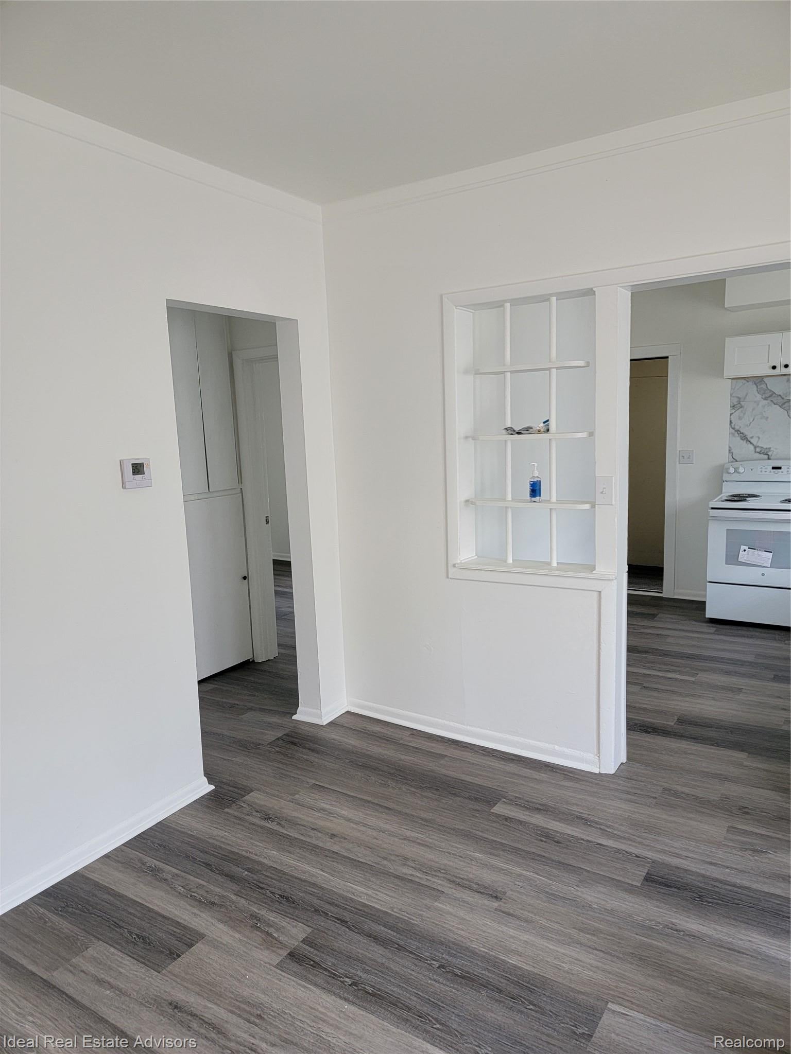 43 W Charlotte Street 1