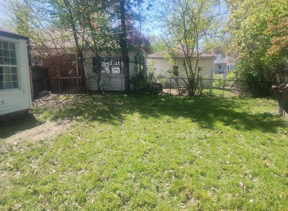 14024 PEMBROKE Avenue
