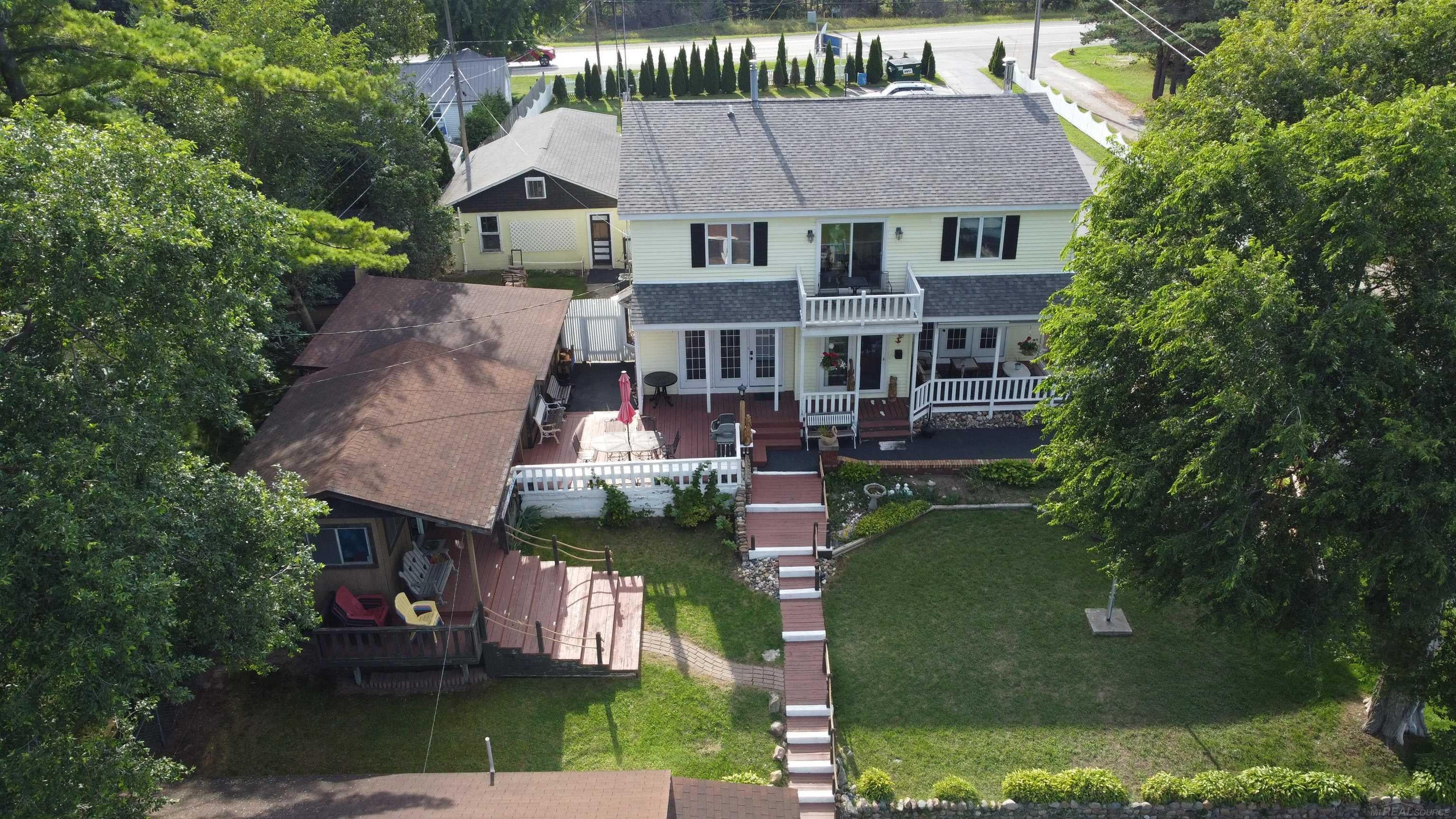 8949 Lakeshore Rd Road