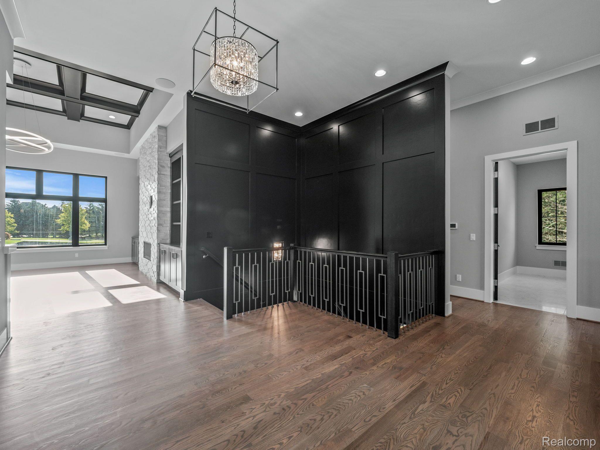 2605 FAIRWAY