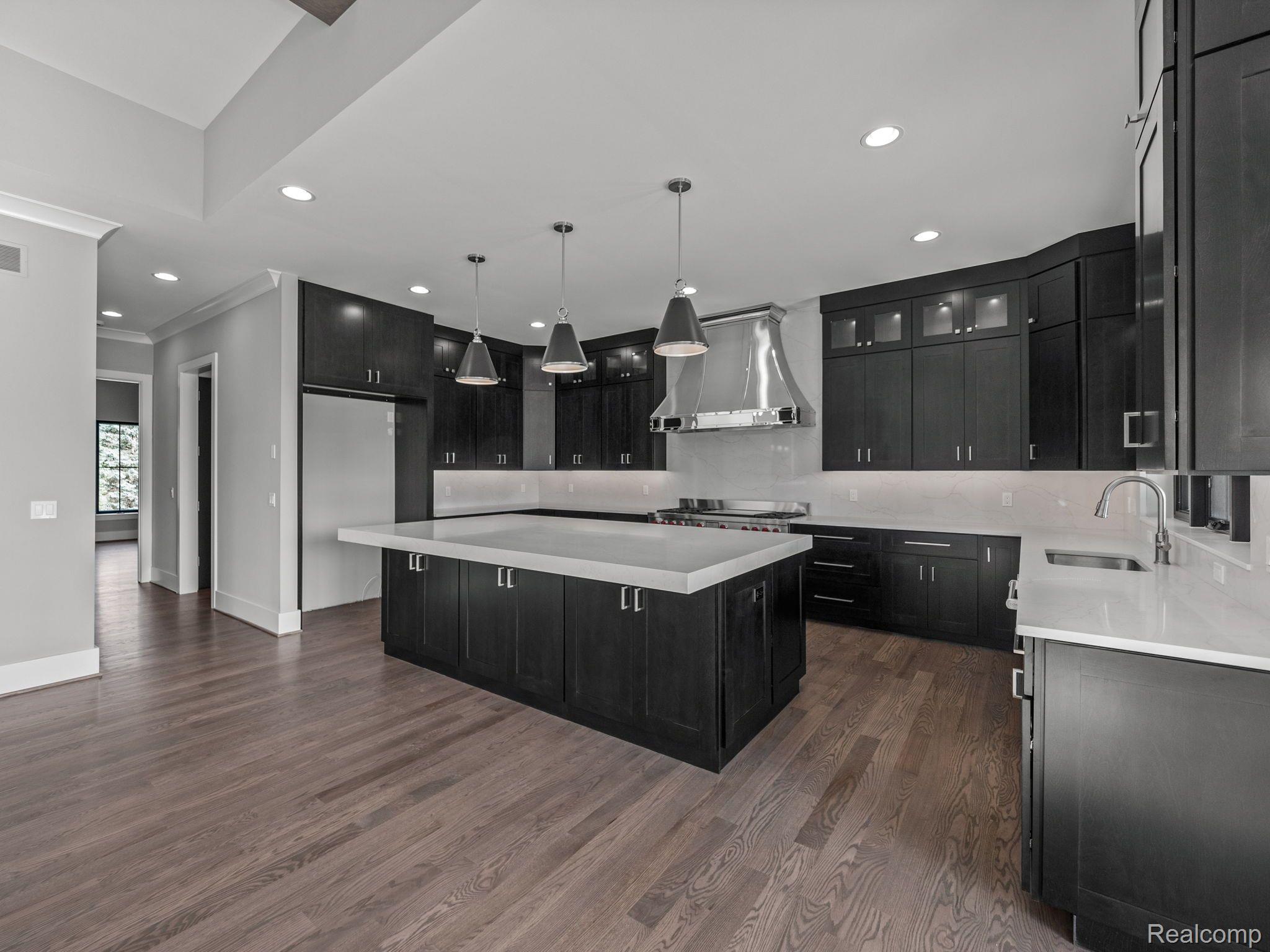 2605 FAIRWAY