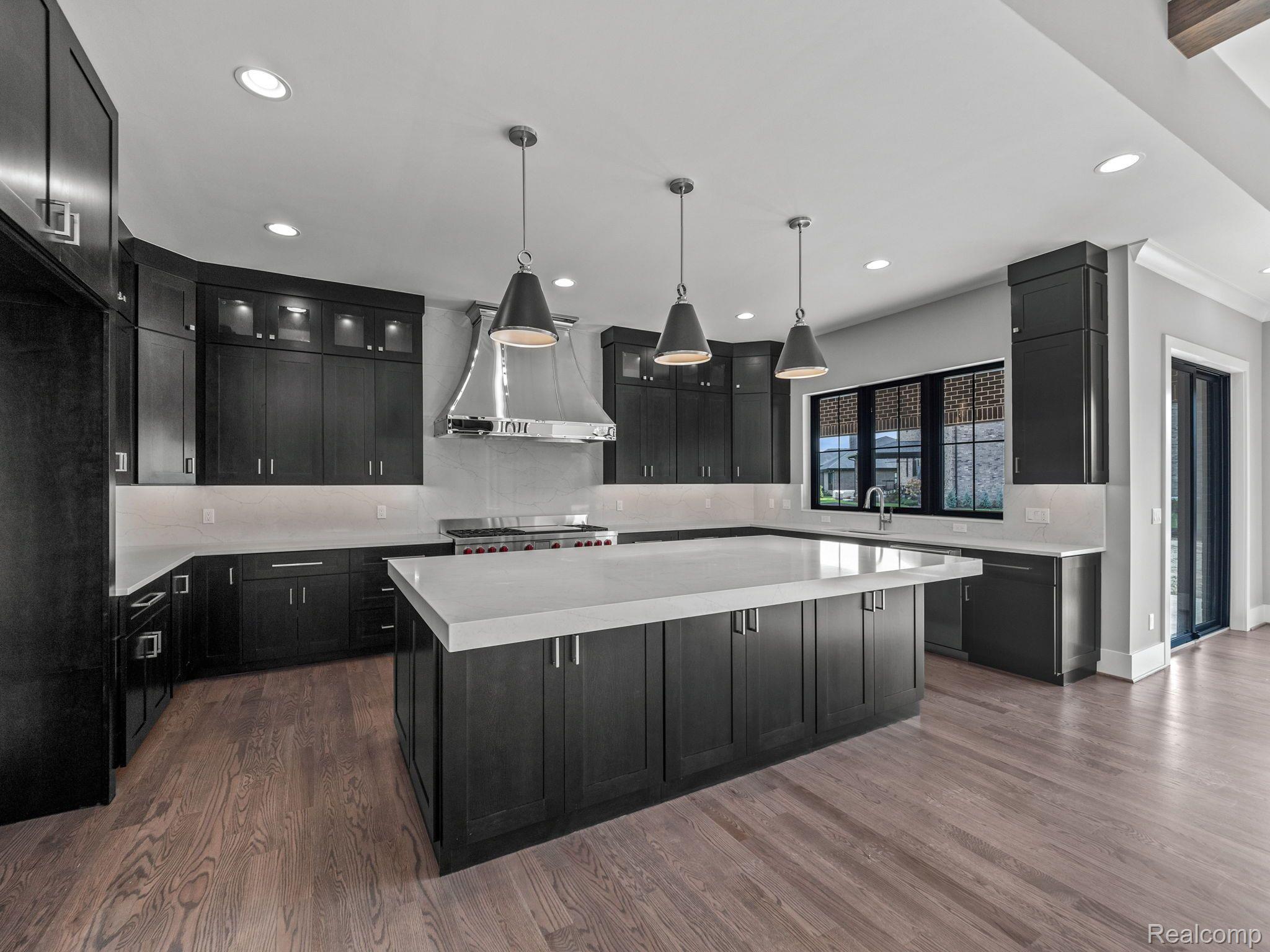 2605 FAIRWAY