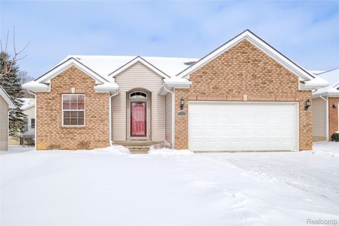 4503 Cross Creek Boulevard Burton City MI 48509