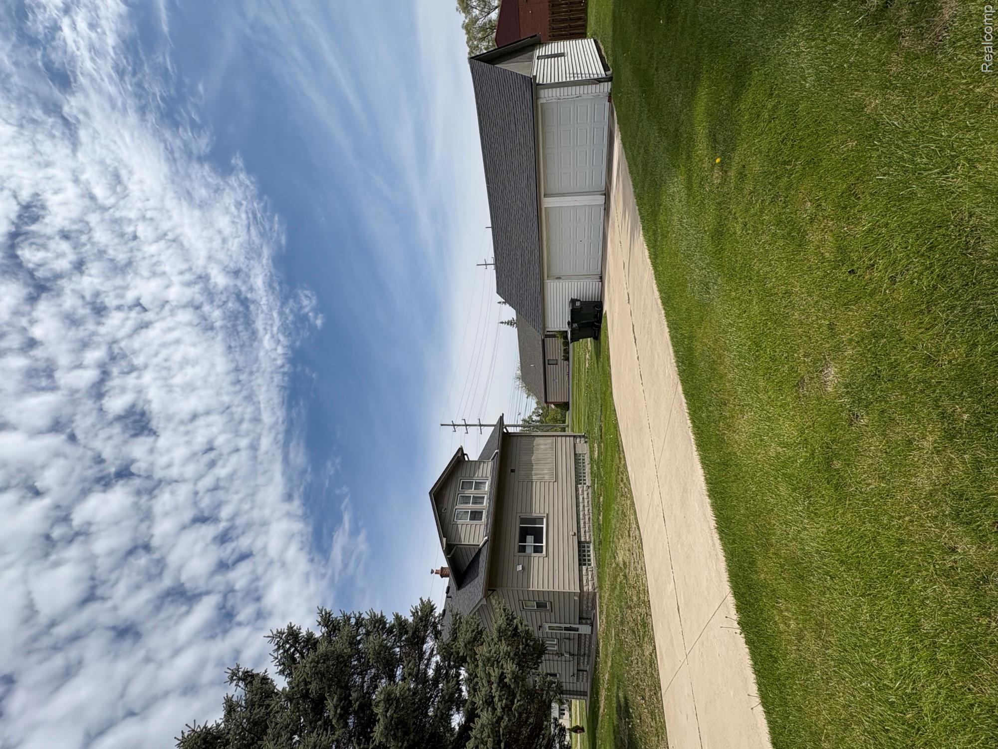 2175 W Auburn Road