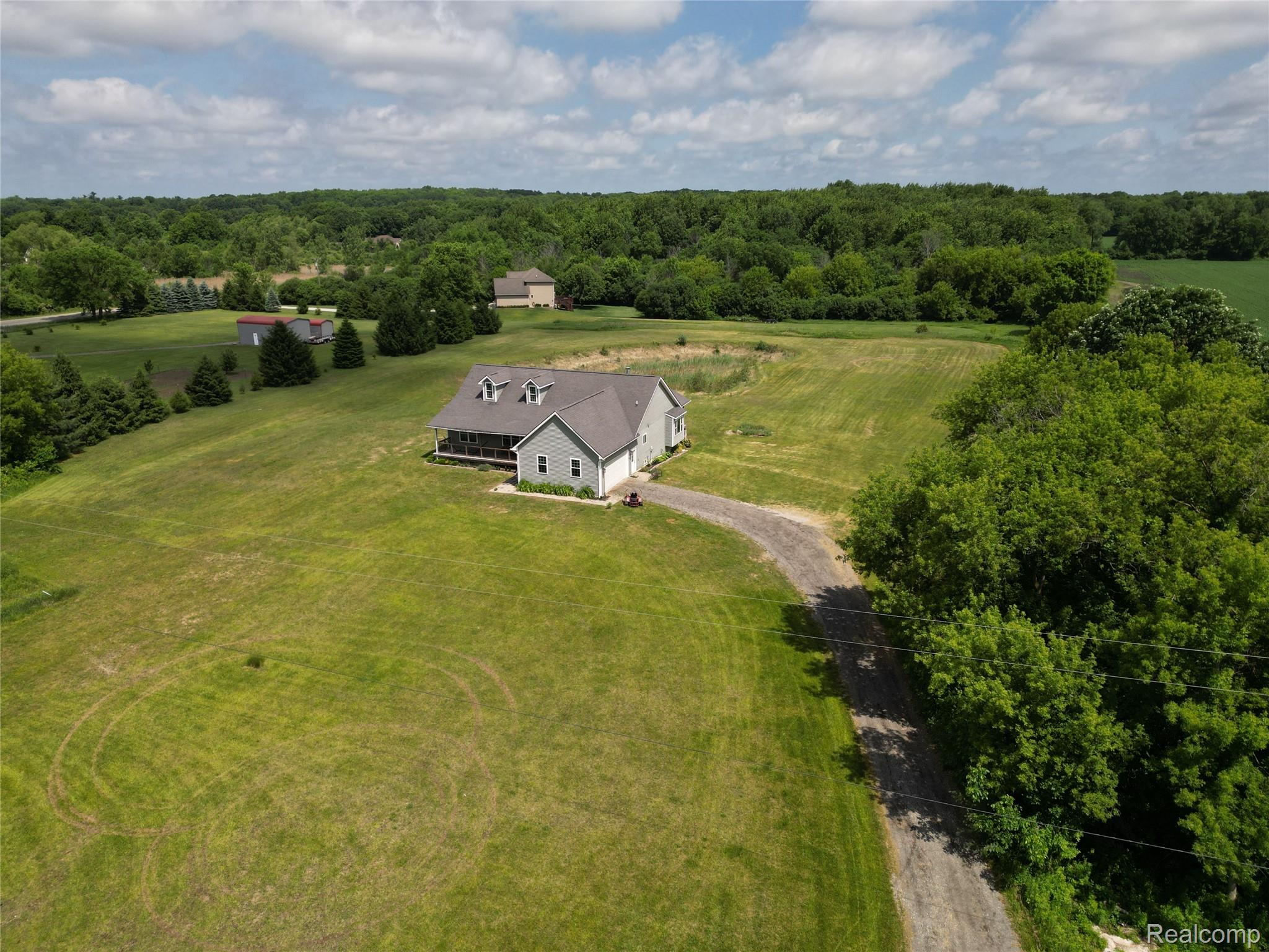 2543 Greenwood Road