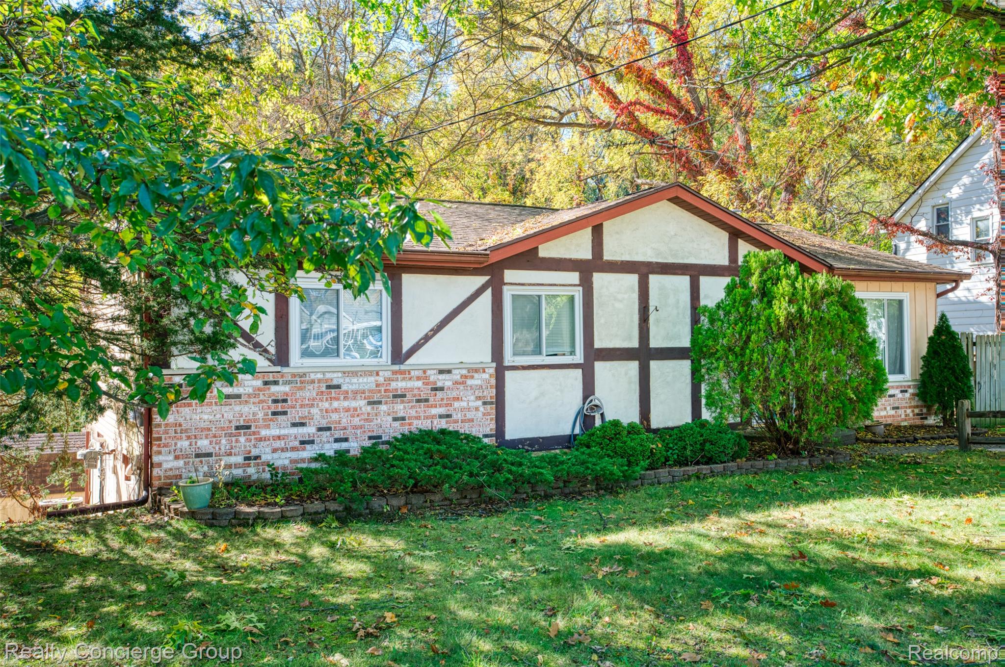 305 Brighton Lake Road