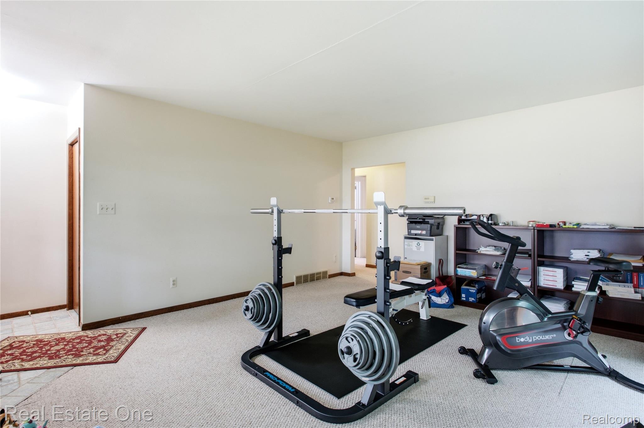 5431 Putnam Drive