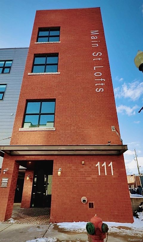 111 N Main Street 204 Royal Oak City MI 48067