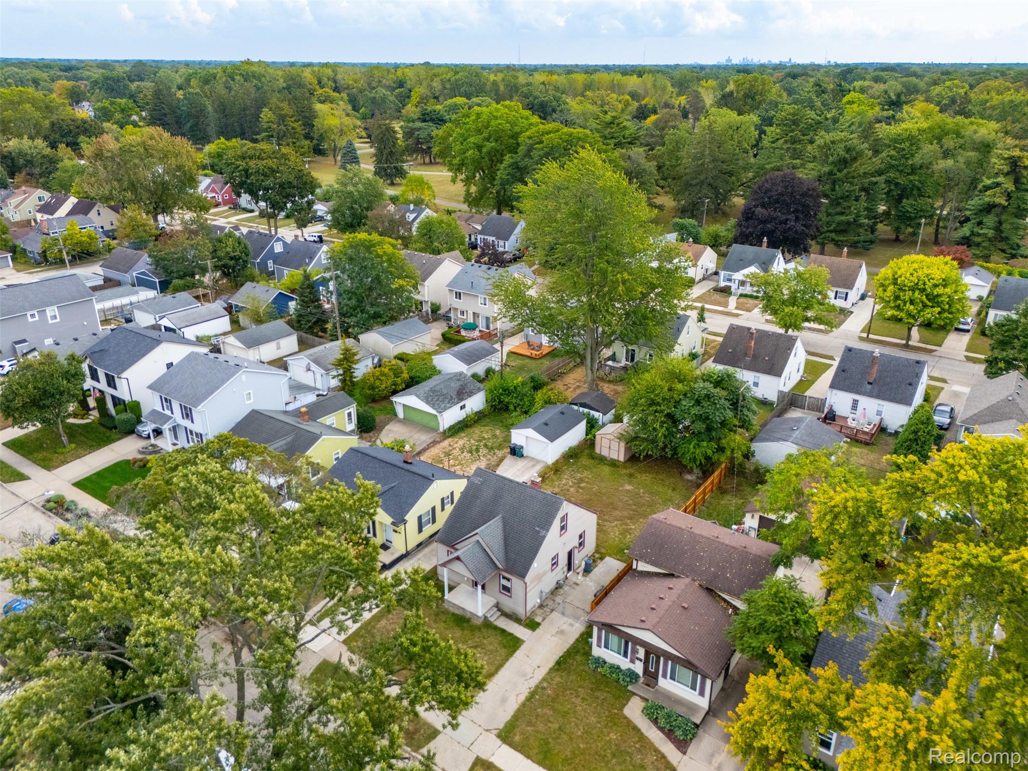 Royal Oak City, Michigan 48067, United States, 3 Bedrooms Bedrooms, ,2 BathroomsBathrooms,Residential,Coming Soon,219218