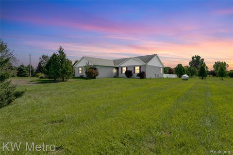 Photo of 7172 E FARRAND Road, Forest Township, MI 48746 (MLS # 20251039751)