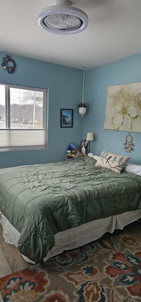 Tiny photo for 1400 Lakeview Drive, Manchester Township, MI 49287 (MLS # 56050196405)