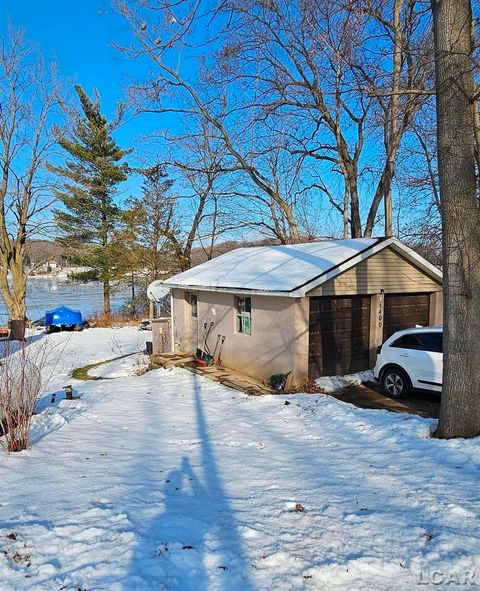 Tiny photo for 1400 Lakeview Drive, Manchester Township, MI 49287 (MLS # 56050196405)