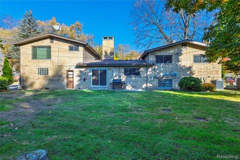 35163 Dumbarton Street Harrison Charter Township MI 48045