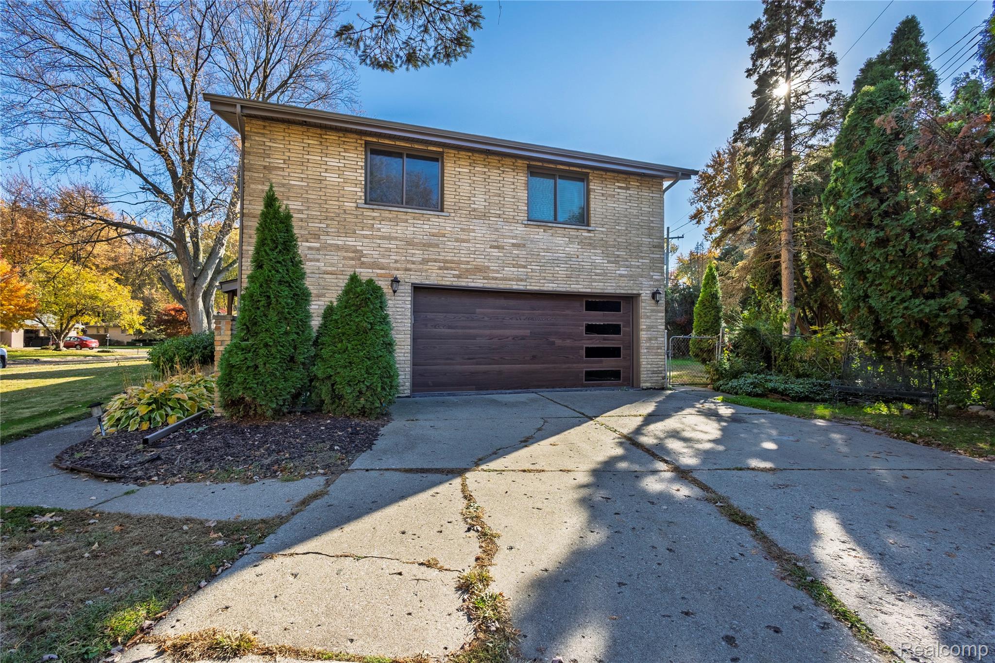 35163 Dumbarton Street