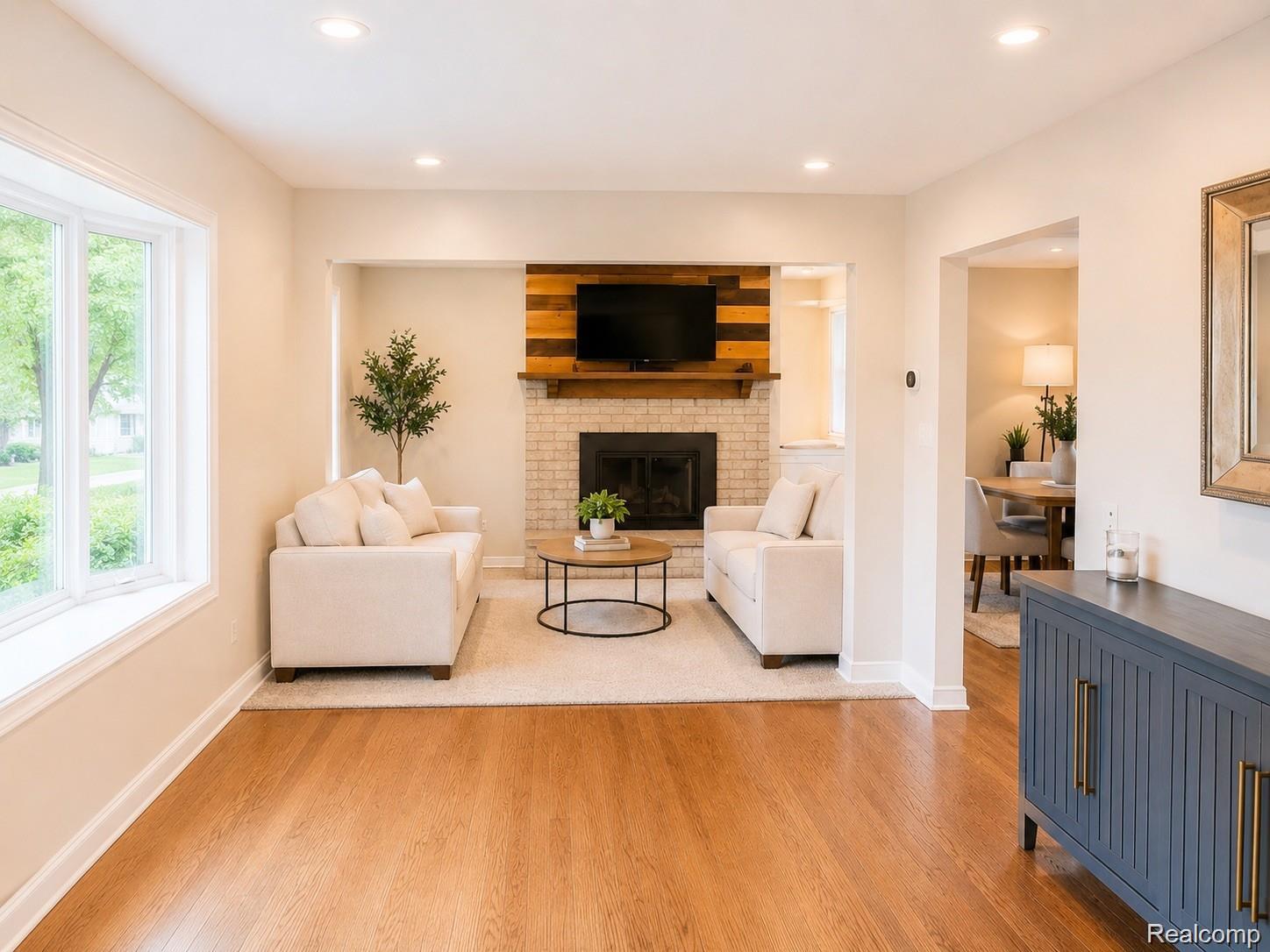 9739 Waterway Drive
