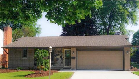34827 Wood Street Livonia City MI 48154