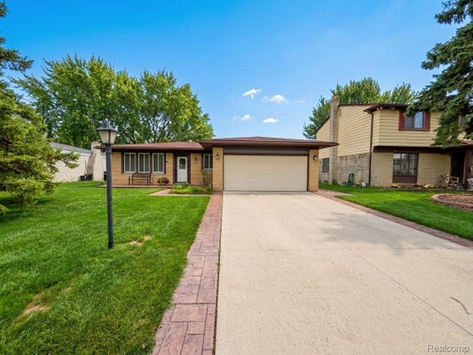 38218 DOUGLAS DR, STERLING HEIGHTS, MI 48310 - Image a6c9d3eddf3bbee7b5e8266fff3a41f3/1196645901